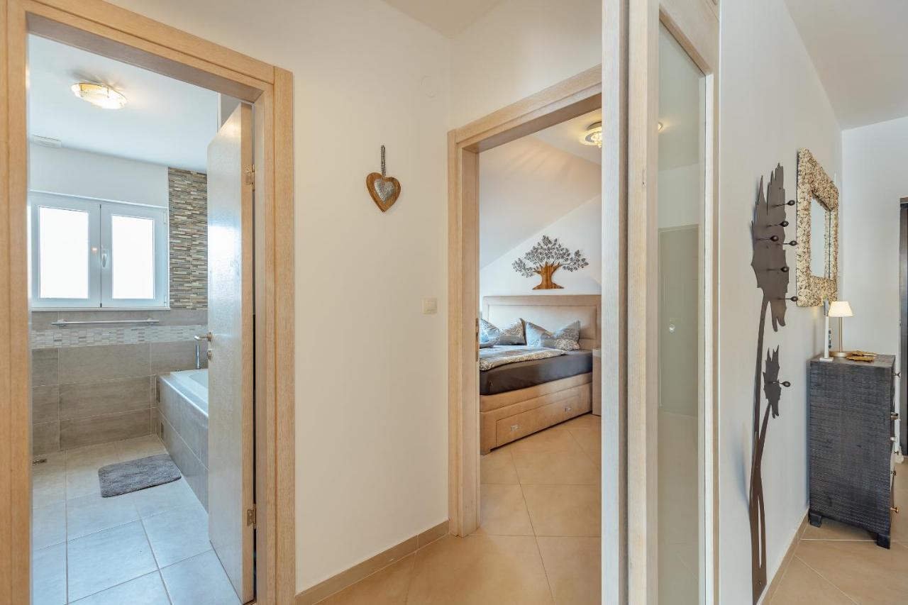 Apartment Penthouse Savina Herceg Novi Exterior photo